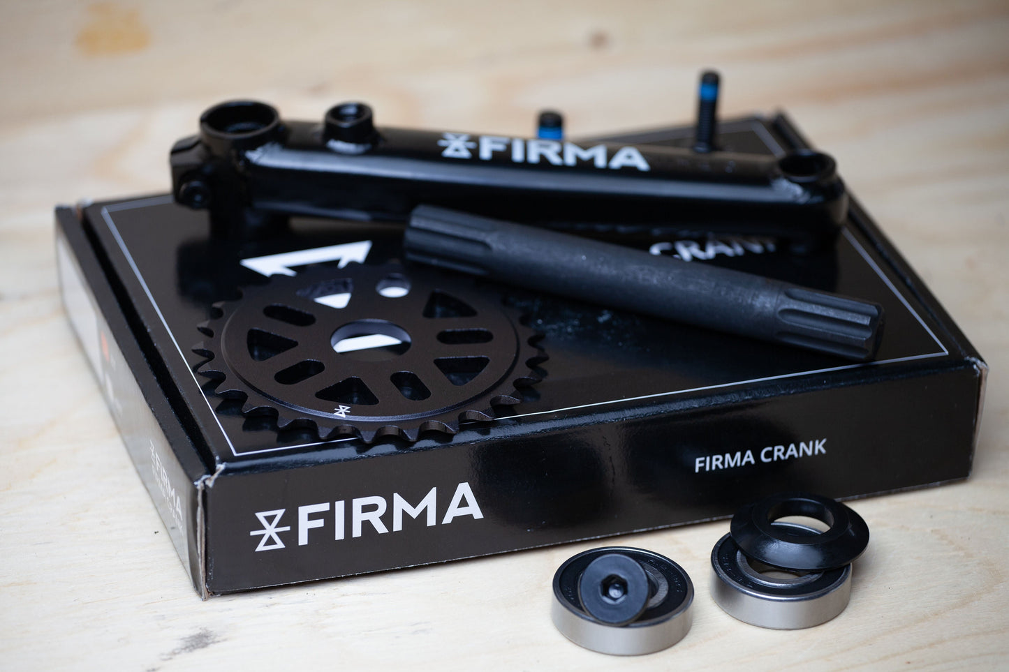 Firma Crank Set -175 MM 3 pc with BB and sproket